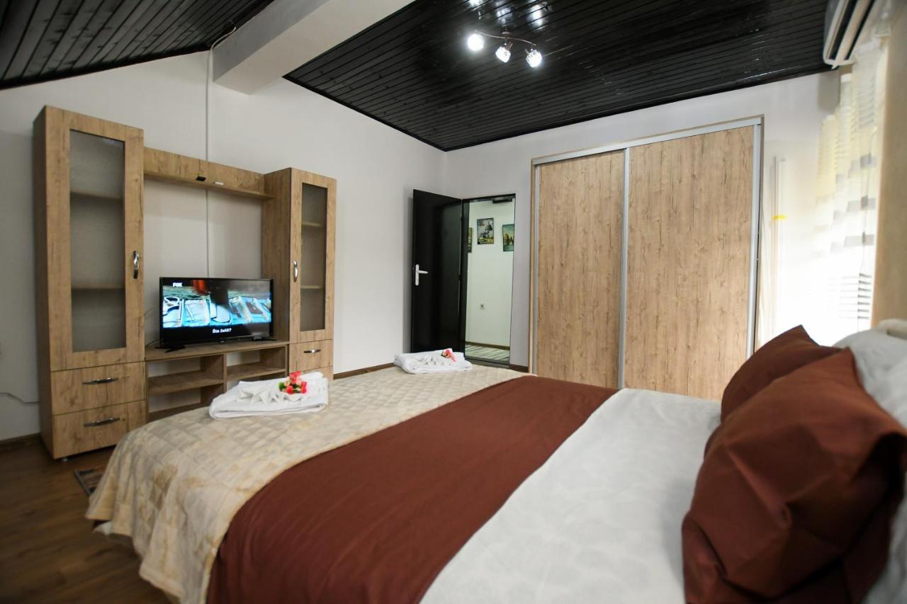 Apartman Pejovic Кладово Екстериор снимка
